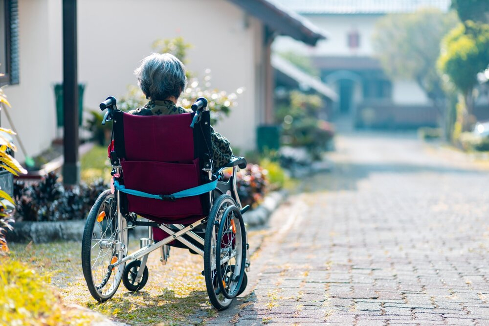 woman+in+wheelchair.jpg