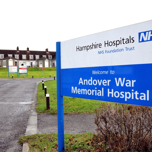 Andover War Memorial Hospital.JPG